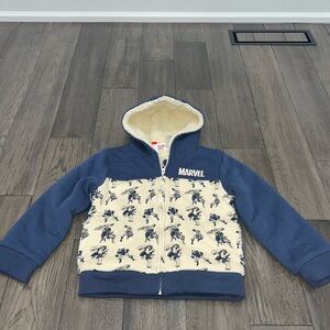 NWT plush fleece lined hooded zip up marvel sweater